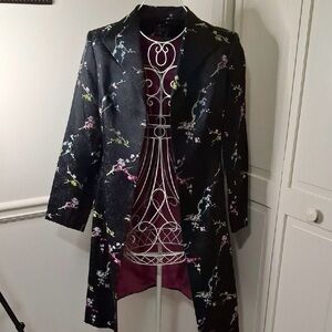 MSK Black Floral Long Blazer. Size 10.
PM 30.